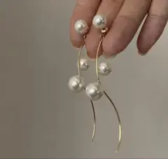 パールピアス 新品