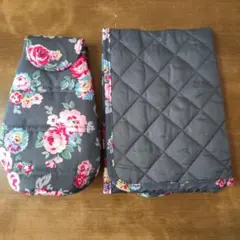 【新品未使用】CathKidston　母乳瓶ケース＆オムツ変えマット