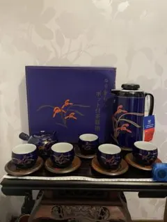 未使用　ルリ金らん ポット付茶器セット　急須　湯呑み　ポット　湯呑み5客　紺色