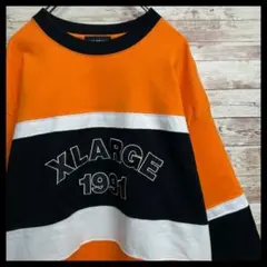 【X-LARGE】人気デザイン　刺繍　センターロゴ　アーチロゴ　スウェット