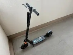 Urban Scooter Anne Lawson 折りたたみキックボード 中古