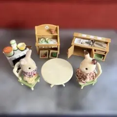 シルバニアファミリー ウサギのフィギュアと家具セット