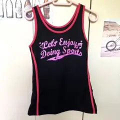 フィットネスのトップス