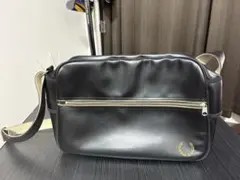 フレッドペリー サコッシュ