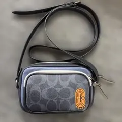 コーチ ショルダーバッグ Cパッチ 斜め掛け クロスボディ シグネチャー