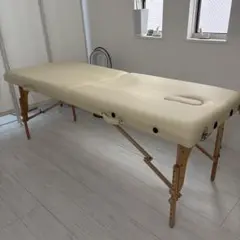 セブンエステ 折りたたみマッサージベッド 木製 有孔 軽量12.5kg