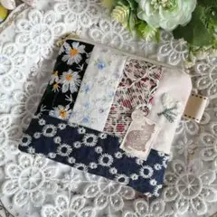 Item thumbnail for item 5efd5010-ce3e-4c9a-ae4f-d8b88fbefbf3