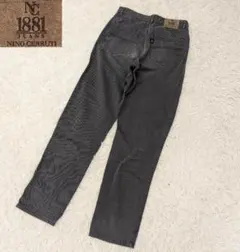 Item thumbnail for item 2a6db2f0-5ffc-4ec0-8301-5557e3e74c9d