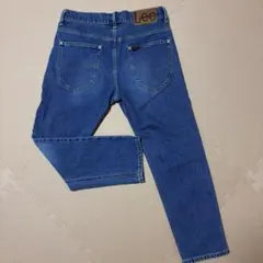 Item thumbnail for item 5b7d9f0e-8f16-4775-94fb-a2aa51d3b5f7