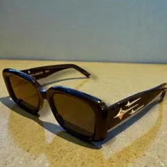 Item thumbnail for item b54a1c64-84a3-490a-8773-c008279d4e32