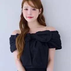 NICE CLAUPオフショルトップスのサムネイル