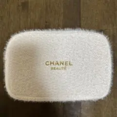 CHANEL ホワイトファーポーチ