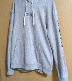 UNDER ARMOUR グレー パーカー フード付き