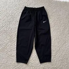 NIKE 黒 ジャージパンツ　レディース