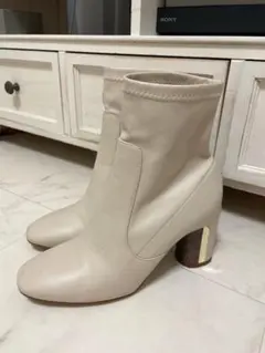 ZARA ショート丈ブーツ