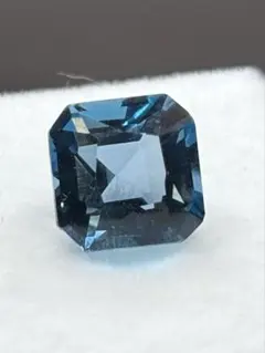 ロンドンブルートパーズ ビーズ・アクセサリー