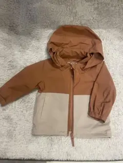 バースデイ　子ども用　フード取り外し可　ジャンパー