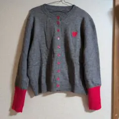 グレーのハート刺繍カーディガン新品