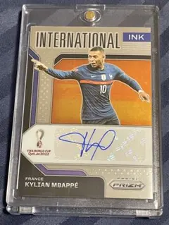 Kylian Mbappe 直筆サインカード 2022 Panini Prizm