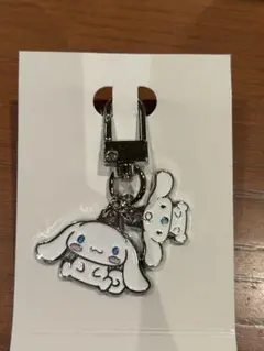 サンリオ　シークレットキーホルダー(大好きなお友だちといっしょ)シナモン　ミルク