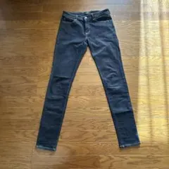 ユニクロ ウルトラストレッチジーンズ　ネイビー