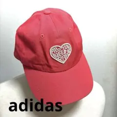 adidas キャップ レッド ハート刺繍　ピンク　レディース