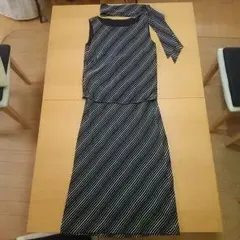 お値下げ✨ストロベリーフィールズ  セットアップのサムネイル