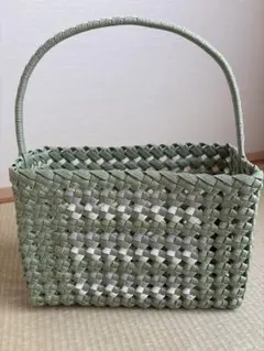 Item thumbnail for item ec6644b4-8fba-417b-9ccb-007386eccc46