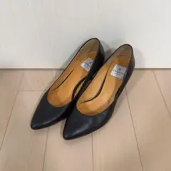 即購入可　美品　ランバン　オン　ブルー　パンプス　レザー　ブラック　25cmのサムネイル