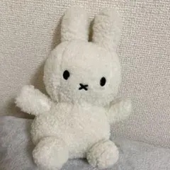【最終値下げ】ミッフィー ぬいぐるみ エコファー 白 ホワイトのサムネイル