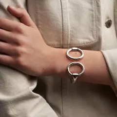 ト*ィ様 IM MEN ENGRAVE BANGLE バングル ト*ィ様 IM MEN ENGRAVE BANGLE バングル - メルカリ