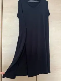 レディース　ノースリーブ　ワンピース　スリット　ブラック　S M L LL