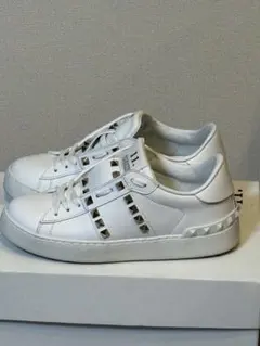 VALENTINO Rockstud Untitled スニーカーのサムネイル