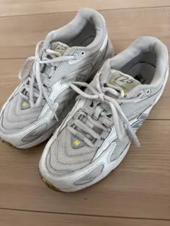 New Balance 725 ホワイト×イエロー　スニーカー　レディース