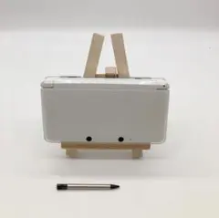 ニンテンドー3DS アイスホワイト