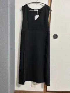 【新品未使用】hareiro しまむら　プリーツワンピース　サイズM