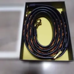 未使用　FOSSIL フォッシル　革　編み込みレザーショルダーストラップ