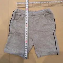 ハーフパンツ　90cm