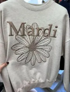 Mardi マルディメクルディトレーナー　スウェット　オートミールブラウン　刺繍
