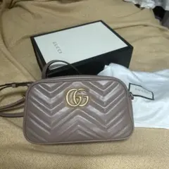 GUCCI GG Marmont ショルダーバッグ