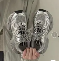 Item thumbnail for item b7ddb1d0-05d2-4dbe-b2fb-21f5c85f0c4a