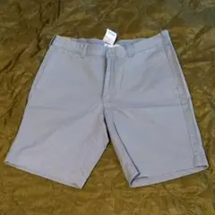 グレー ショートパンツ