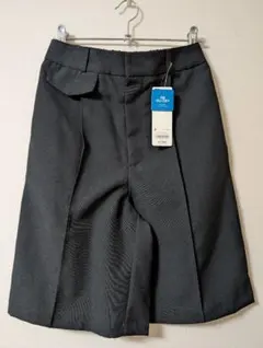 新品　ジーユー　ピンタック　バミューダパンツ　UV　ブラック　黒　S