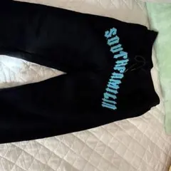 SOUTHFAMILIA 黒スウェットパンツ
