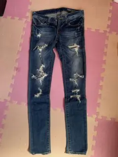 ダメージデニム スキニー ジーンズ　アズールバイマウジー