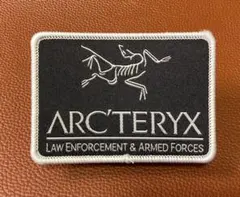 ARC'TERYX LEAF ブラックワッペン パッチベルクロのサムネイル