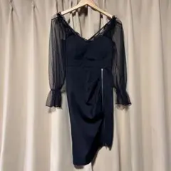 レース付きオフショルダータイトドレス