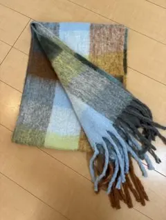 美品✨　マルチカラー チェックマフラー