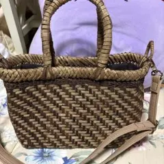 山葡萄 サコッシュ ポシェット ジュズダマチャーム付き - メルカリ