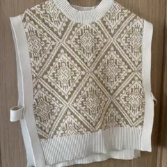幾何学模様オーバーサイズニットベスト